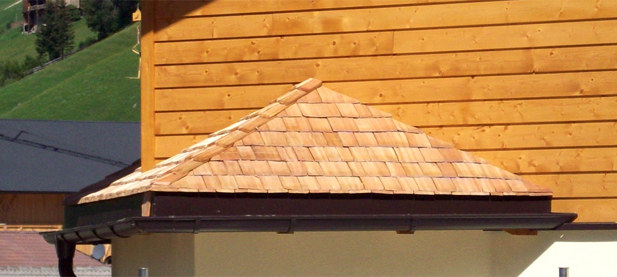 Dach von der Sarner Zimmerei MAIR Holzverarbeitung